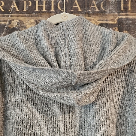 Tommy Hilfiger Gray Open-Front Knit Cardigan - Picture 6 of 6